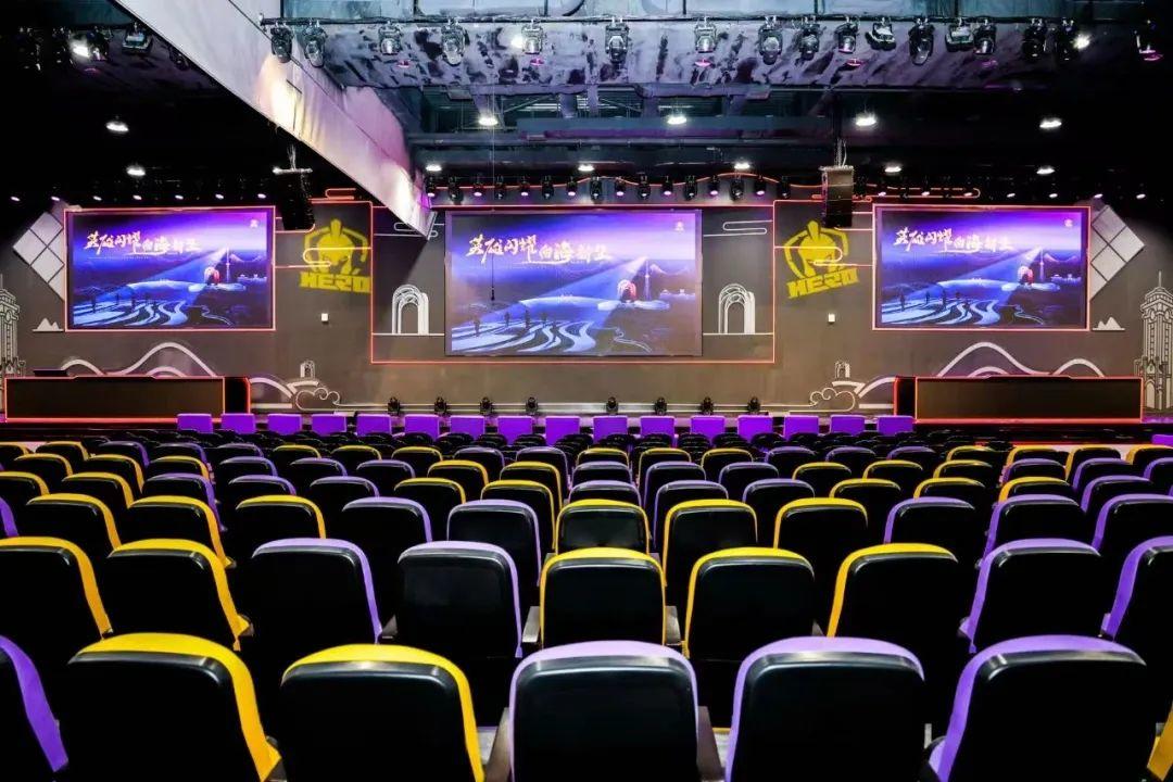 献上了一场 献上了一场