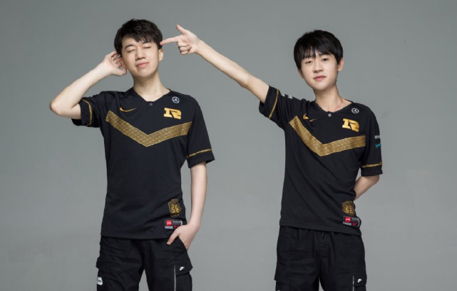 这在此前的 这在此前的