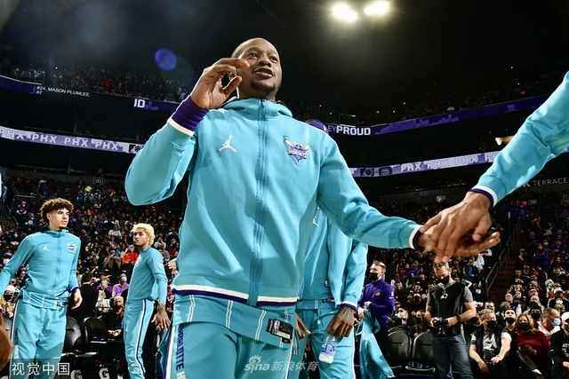 和防守两端 和防守两端